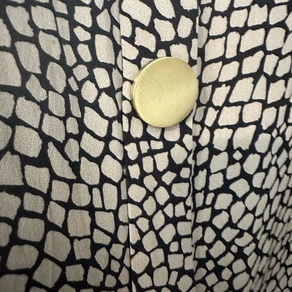 Vintage Diane Von Furstenberg Black & Taupe Animal Print Silk Shirt Dress 4 - Picture 4 of 8